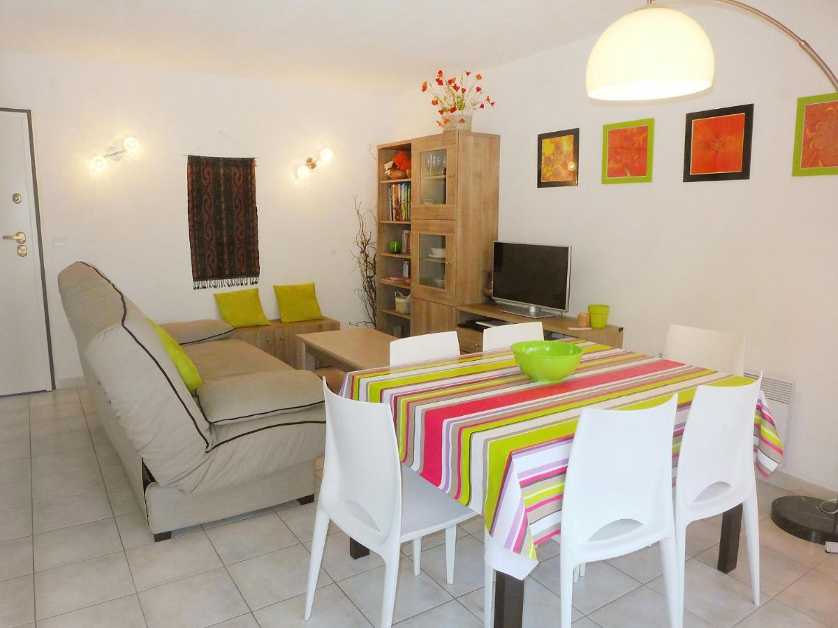 Apartment Le Madrilène Saint-Cyr-sur-Mer Esterno foto
